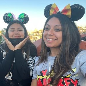 Meet your Posher, Raquel